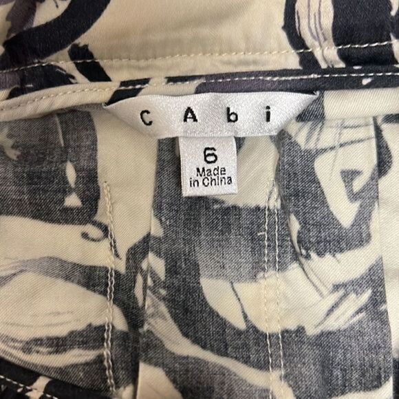 CAbi Rosie Floral Pleated Skirt Women Side Pockets Ivory and Purple - Picture 7 of 11